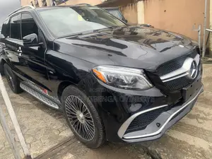 Mercedes-Benz M Class ML 550 4Matic 2012 Black