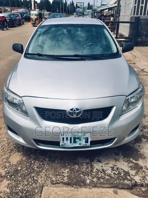 Toyota Corolla 2010 Silver
