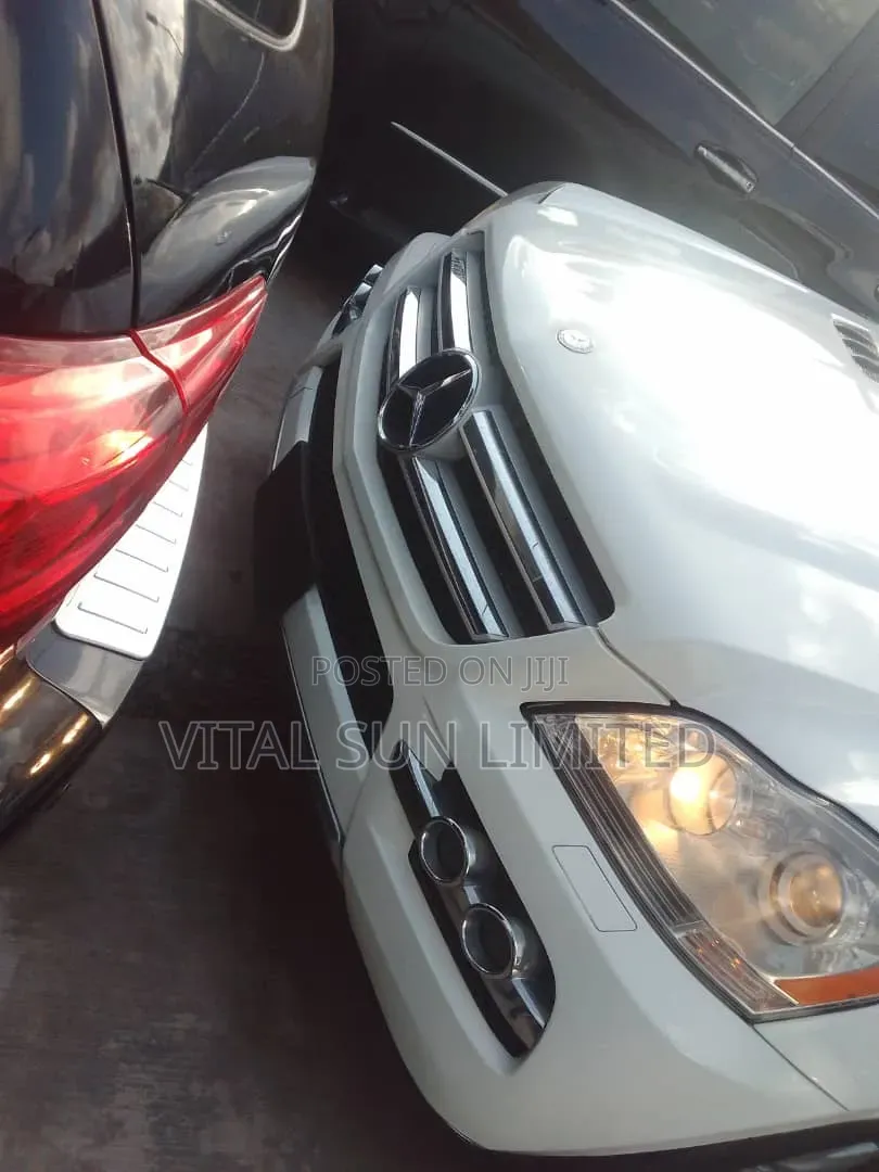 Mercedes-Benz GL-Class 2010 White