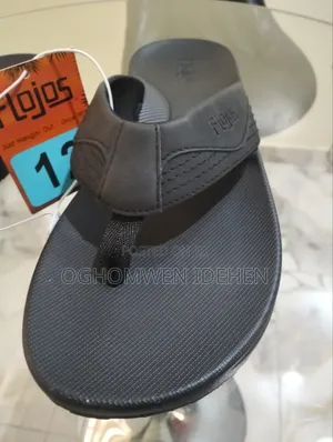 Flojos Sandals