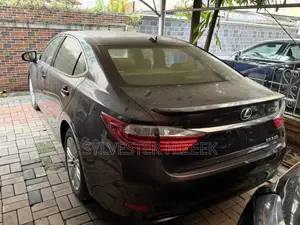 Lexus ES 2015 Brown