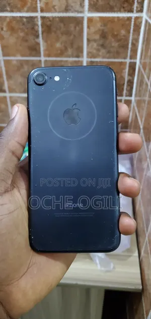 Apple iPhone 7 128 GB Black