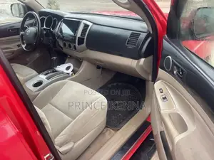 Toyota Tacoma 2012 Red