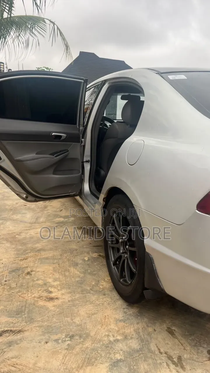 Honda Civic 2008 Silver