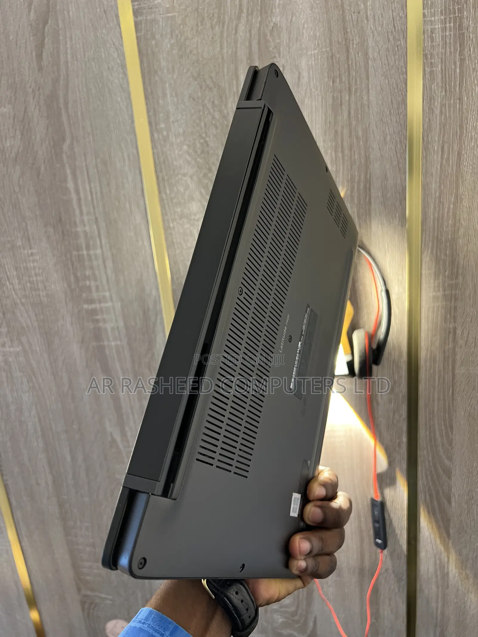 Laptop Dell Latitude 7400 8GB Intel Core i5 SSD 256GB