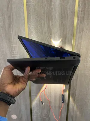 Laptop Dell Latitude 7400 8GB Intel Core i5 SSD 256GB