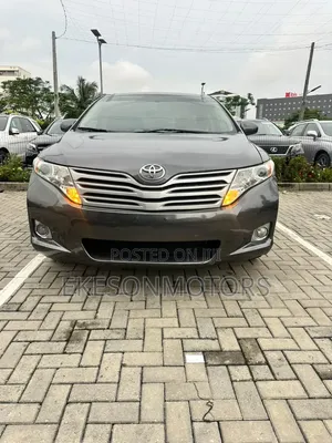 Toyota Venza V6 AWD 2011 Gray