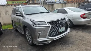 Lexus LX 2017 Gray
