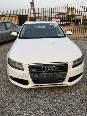 Audi A4 2.0T Premium Quattro Automatic 2012 White