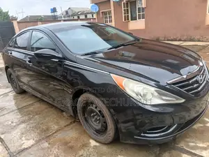 Hyundai Sonata Limited 2.0T Sedan (2.0L 4cyl 6A) 2012 Black