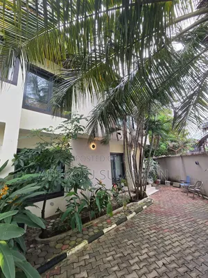 4bdrm Townhouse/Terrace in Lekki Phase 1 for sale