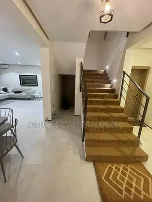 4bdrm Townhouse/Terrace in Lekki Phase 1 for sale