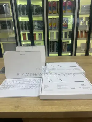 2025 13 INCH M3/M4 iPad Air Magic Keyboard