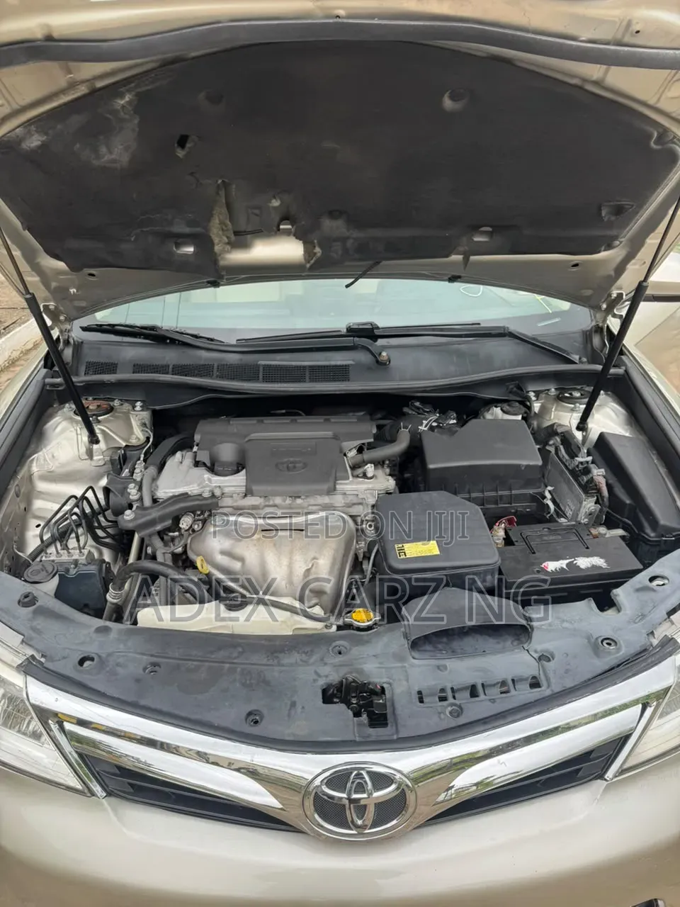 Toyota Camry 2013 Gold