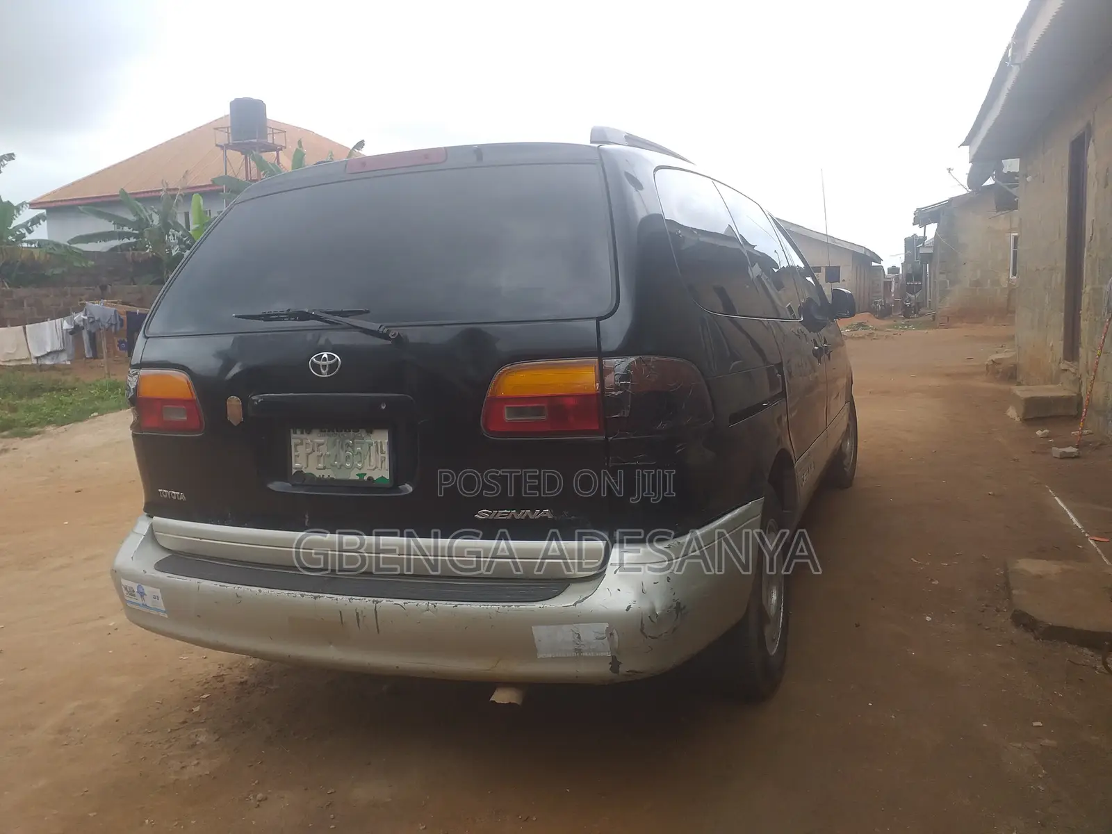 Toyota TownAce 2000 Black