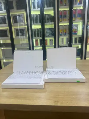 2025 11” M3/M4 iPad Air Magic Keyboard