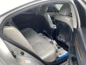 Lexus ES 350 FWD 2014 Silver