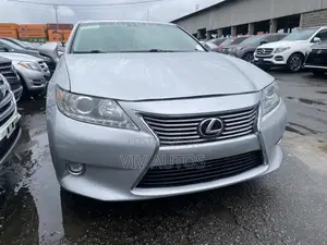 Lexus ES 350 FWD 2014 Silver