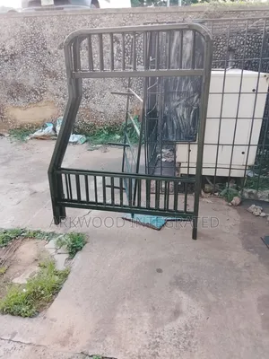 Detachable Metal Bunkbed 4.5 /6 3.5 /6 Green.