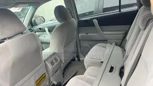 Toyota Highlander 2008 Red