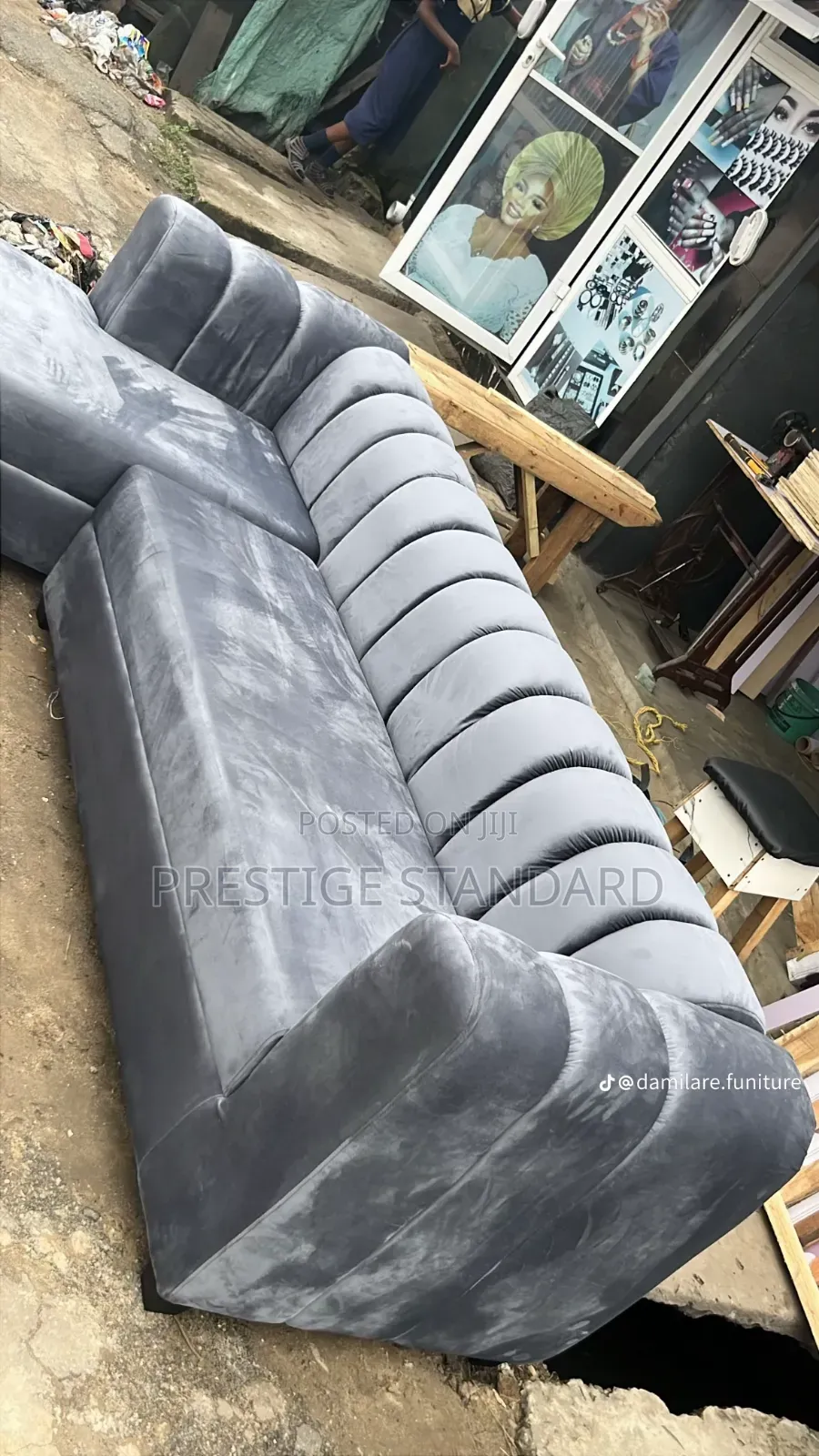 A Standard 6 Seater L Shape