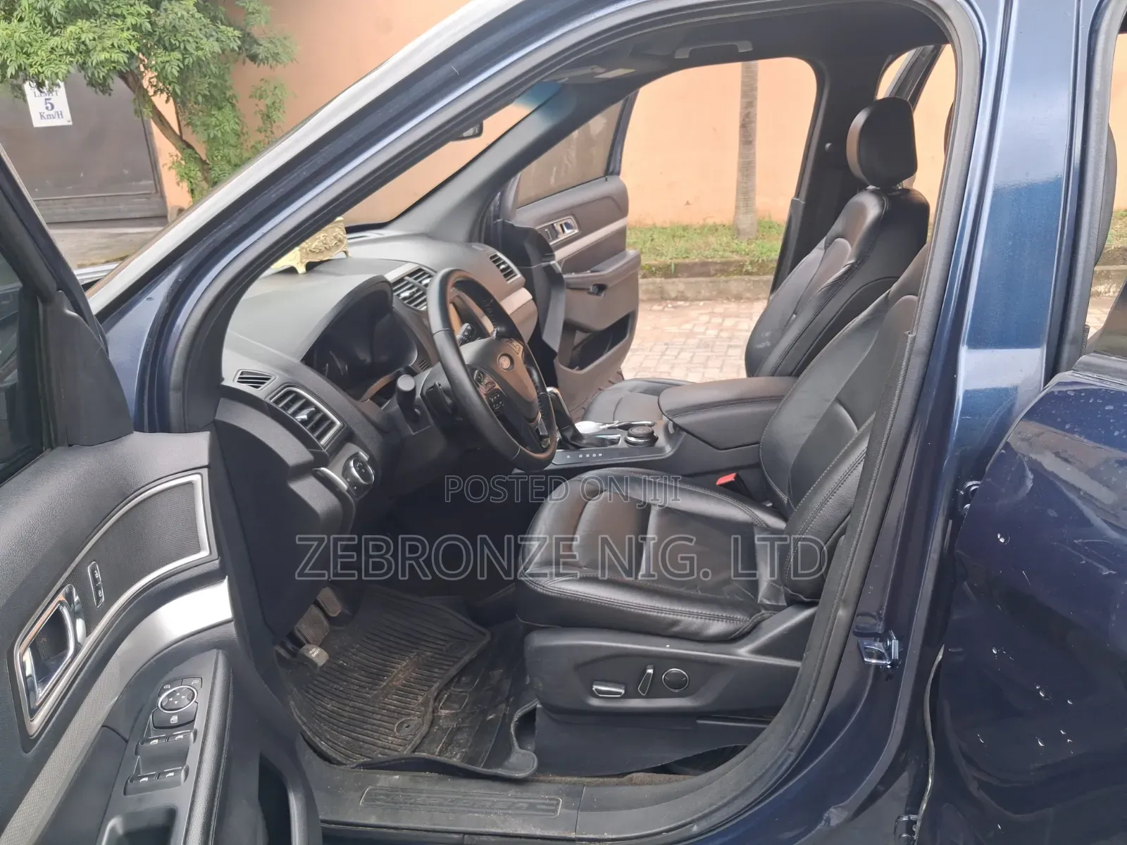 Ford Explorer 2016 Blue