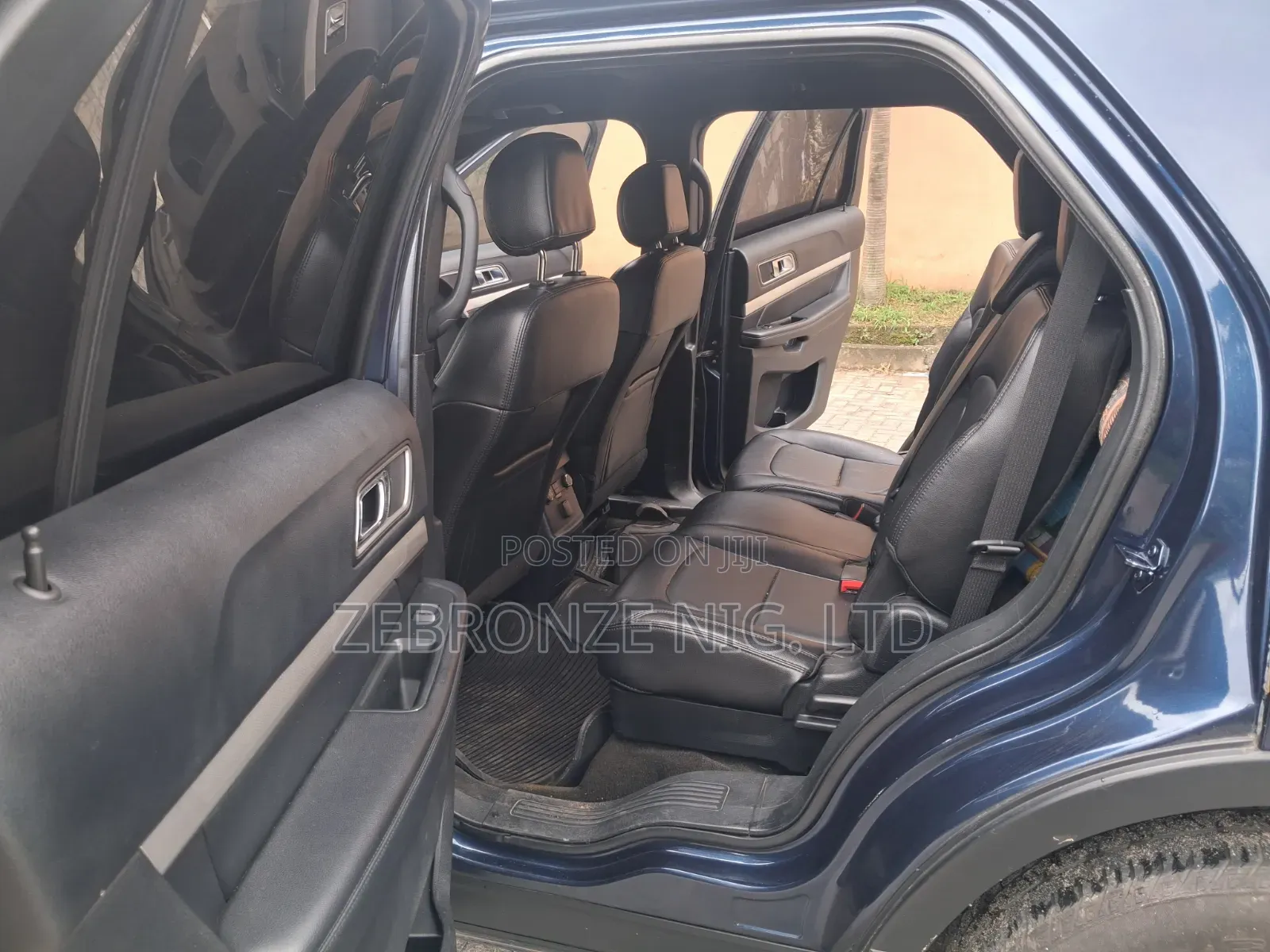 Ford Explorer 2016 Blue
