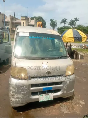 Daihatsu Hijet 2012 White