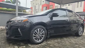 Toyota Corolla 2017 Black