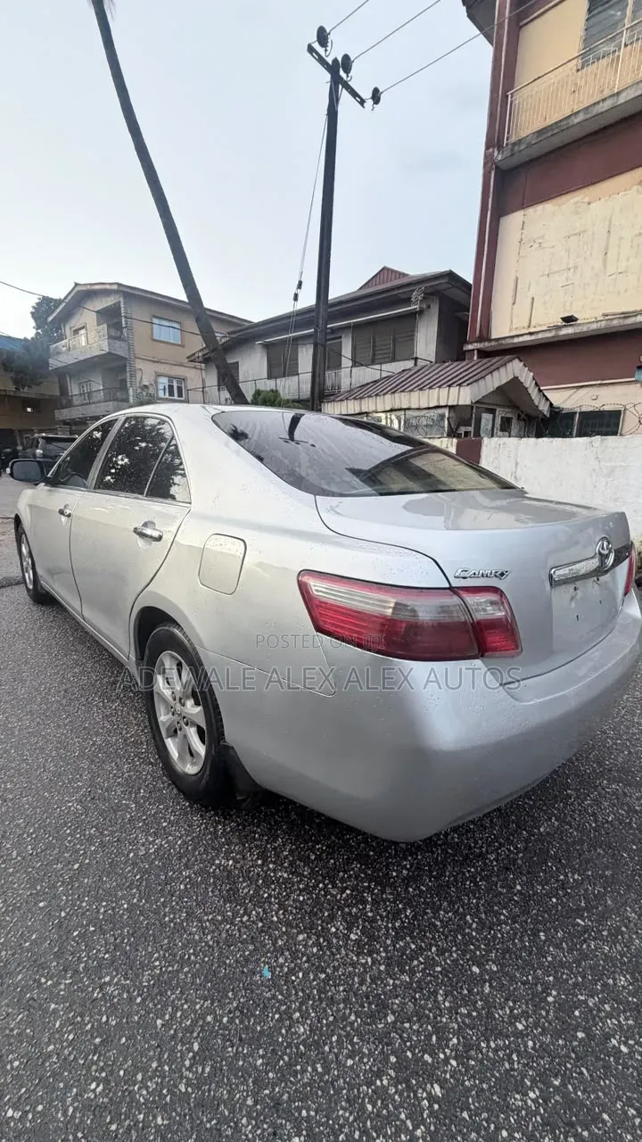 Toyota Camry 2008 Silver