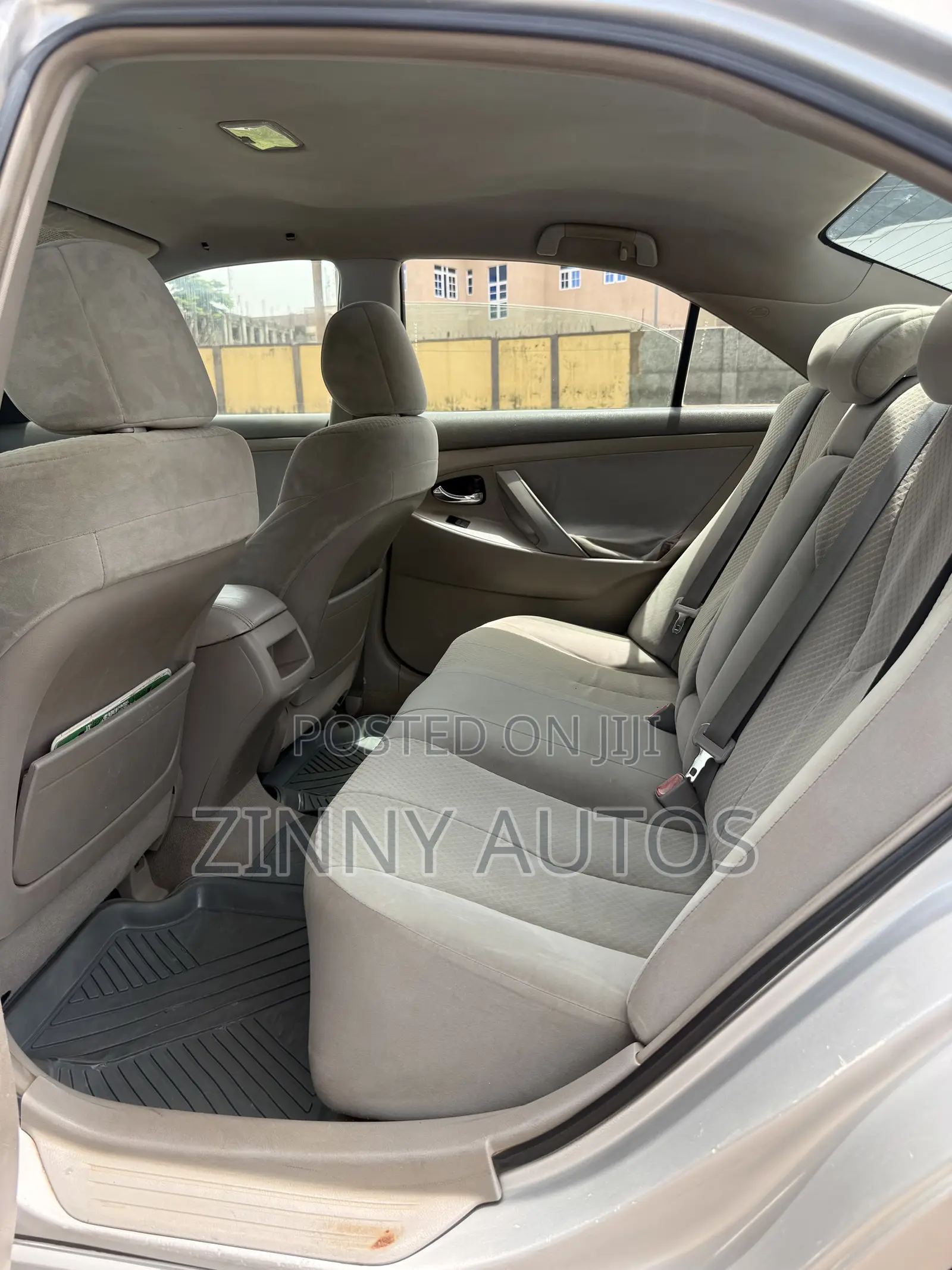 Toyota Camry 2009 Silver