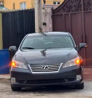 Lexus ES 350 2011 Gray