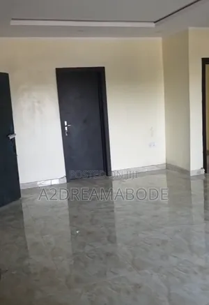 3bdrm Apartment in Yaba, Onike for rent