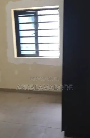 3bdrm Apartment in Yaba, Onike for rent