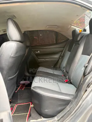 Toyota Corolla 2015 Black