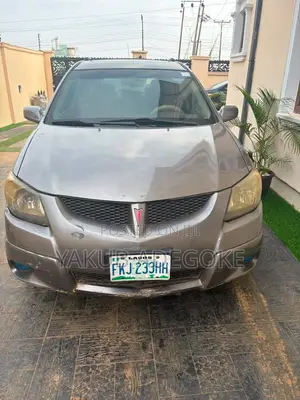Pontiac Vibe 2005 Gray