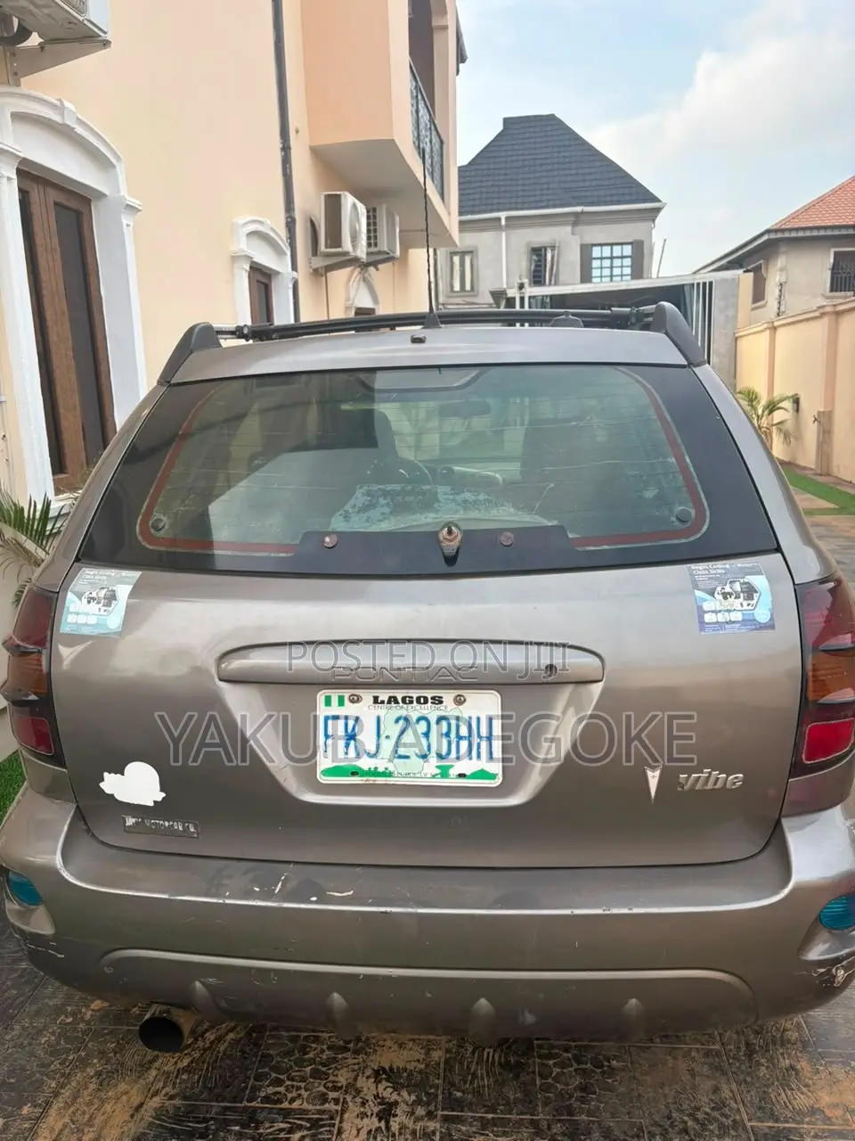 Pontiac Vibe 2005 Gray