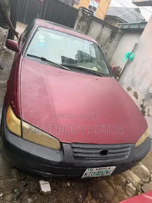 Toyota Camry Automatic 1999 Red