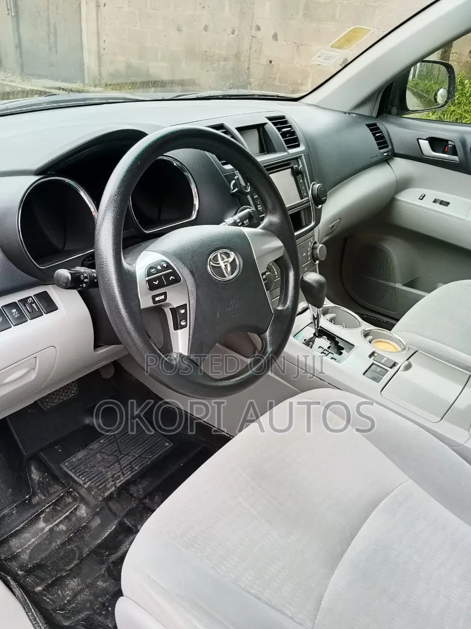 Toyota Highlander 2013 Gray