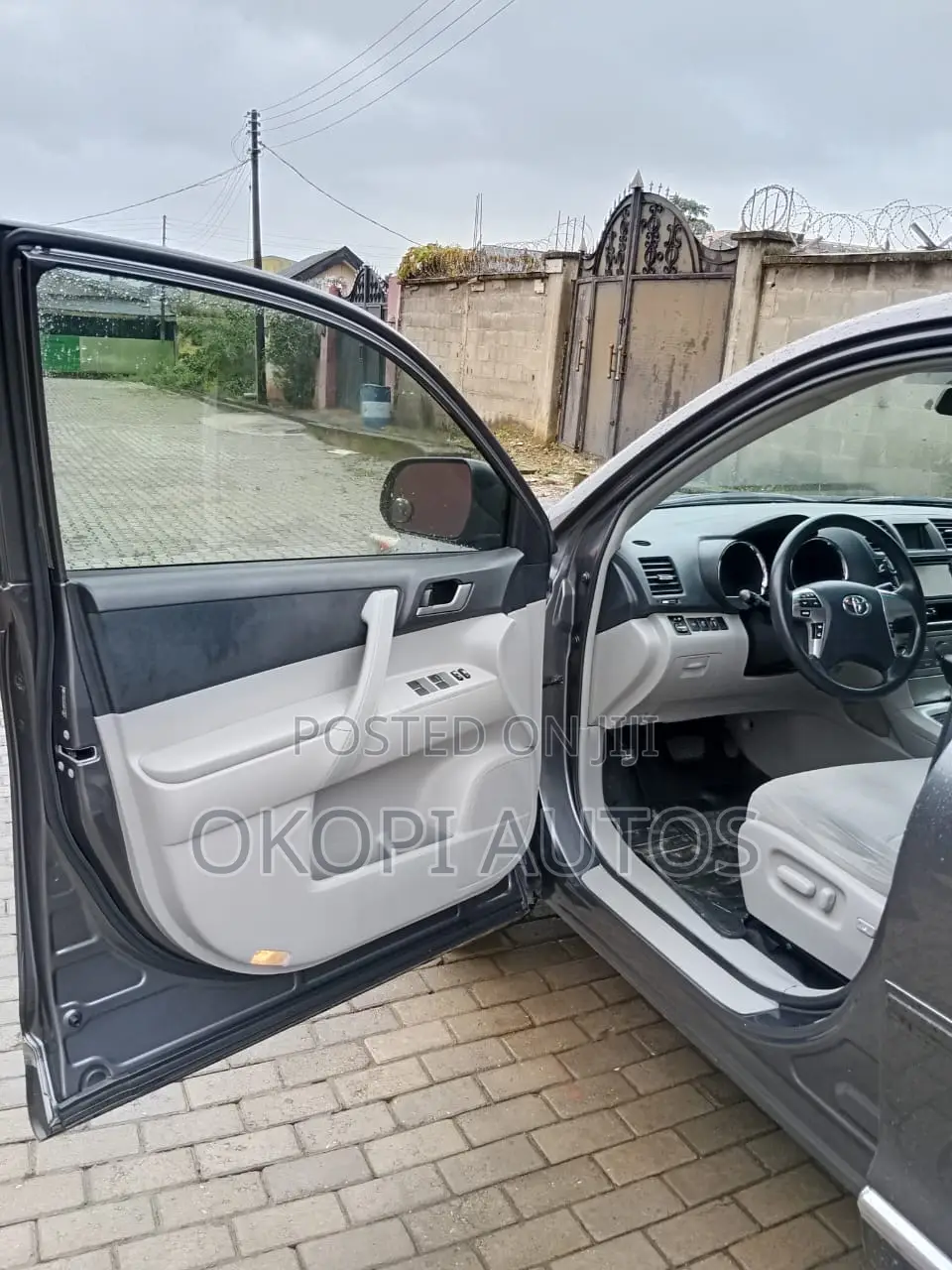 Toyota Highlander 2013 Gray