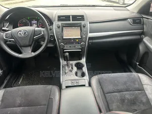 Toyota Camry 2017 Red