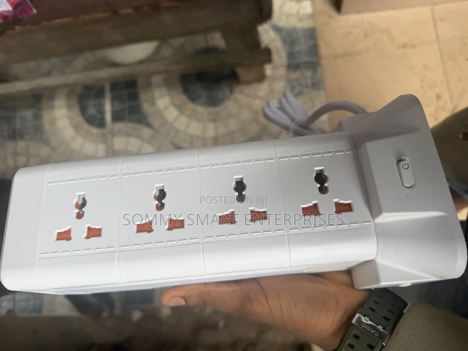 4-Way Universal Extension Socket (Power Strip) With Master Switch