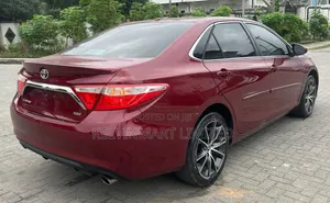 Toyota Camry 2017 Red