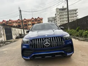Mercedes-Benz GLE-Class 2021 Blue