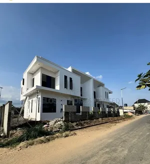Furnished 4bdrm Duplex in Eliozu for sale