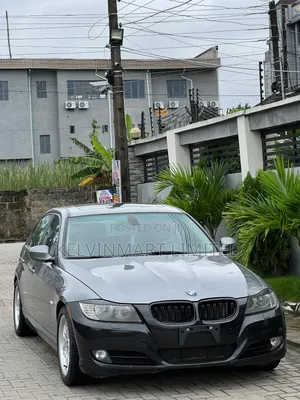 BMW 323i 2011 Gray