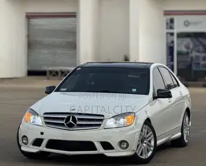 Mercedes-Benz C300 Luxury 4Matic Sedan AWD (3.0L 6cyl 7A) 2010 White