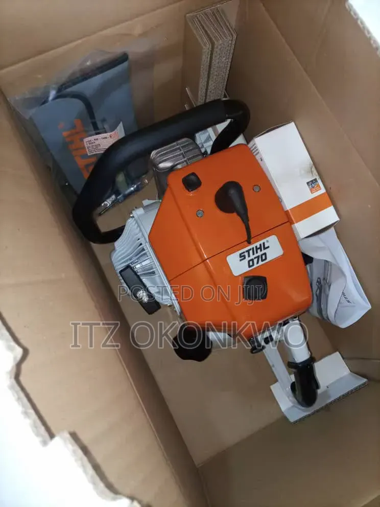 Chainsaw 070