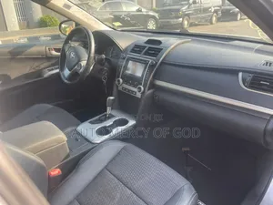 Toyota Camry LE 4dr Sedan (2.5L 4cyl 6A) 2012 Silver