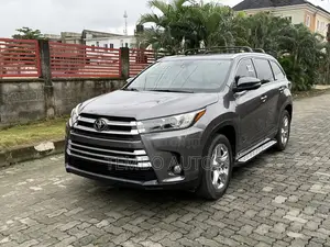 Toyota Highlander Limited Platinum 4dr SUV AWD (3.5L 6cyl 6A) 2015 Gray